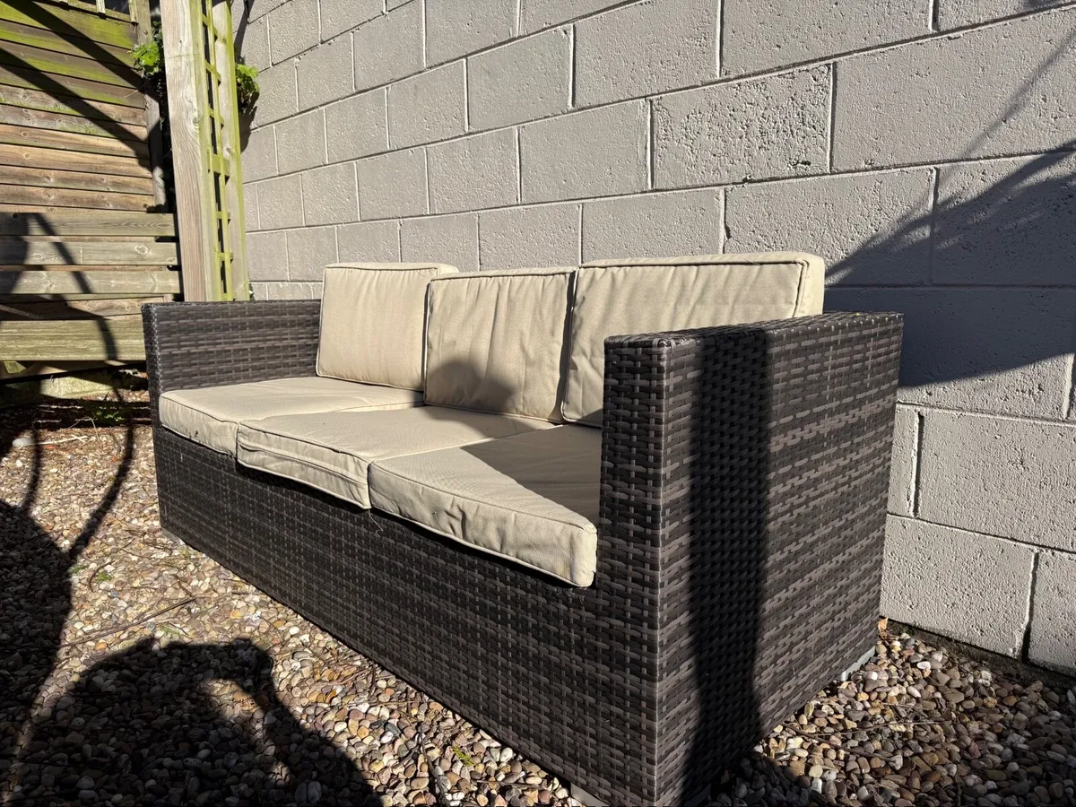 Garden furniture - Image 2