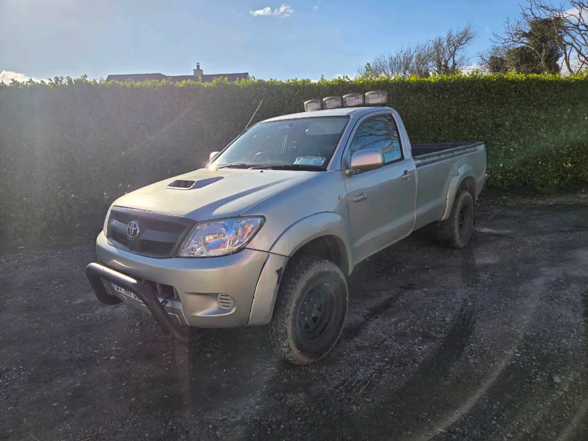 2007 Toyota Hilux Single Cab - Image 1