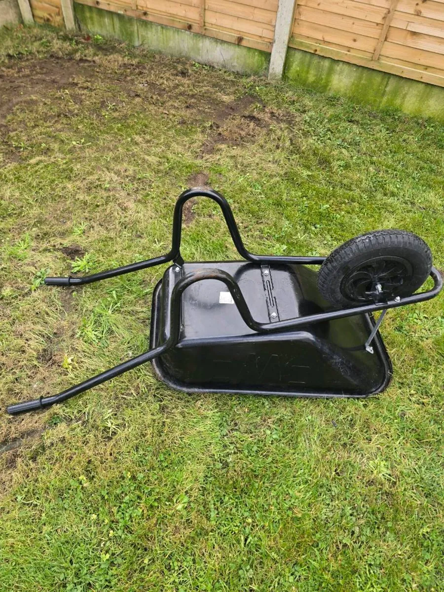 Wheelbarrow - Image 3