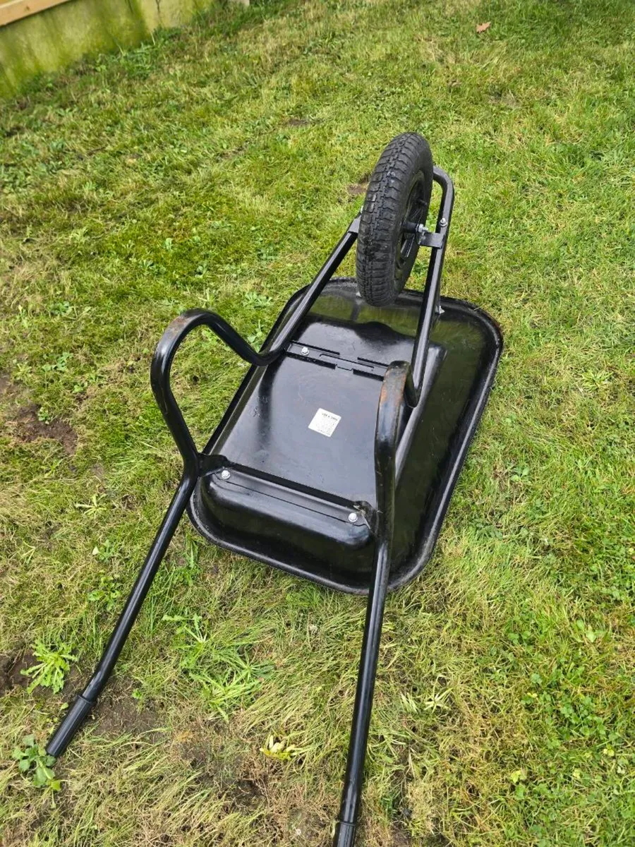 Wheelbarrow - Image 4