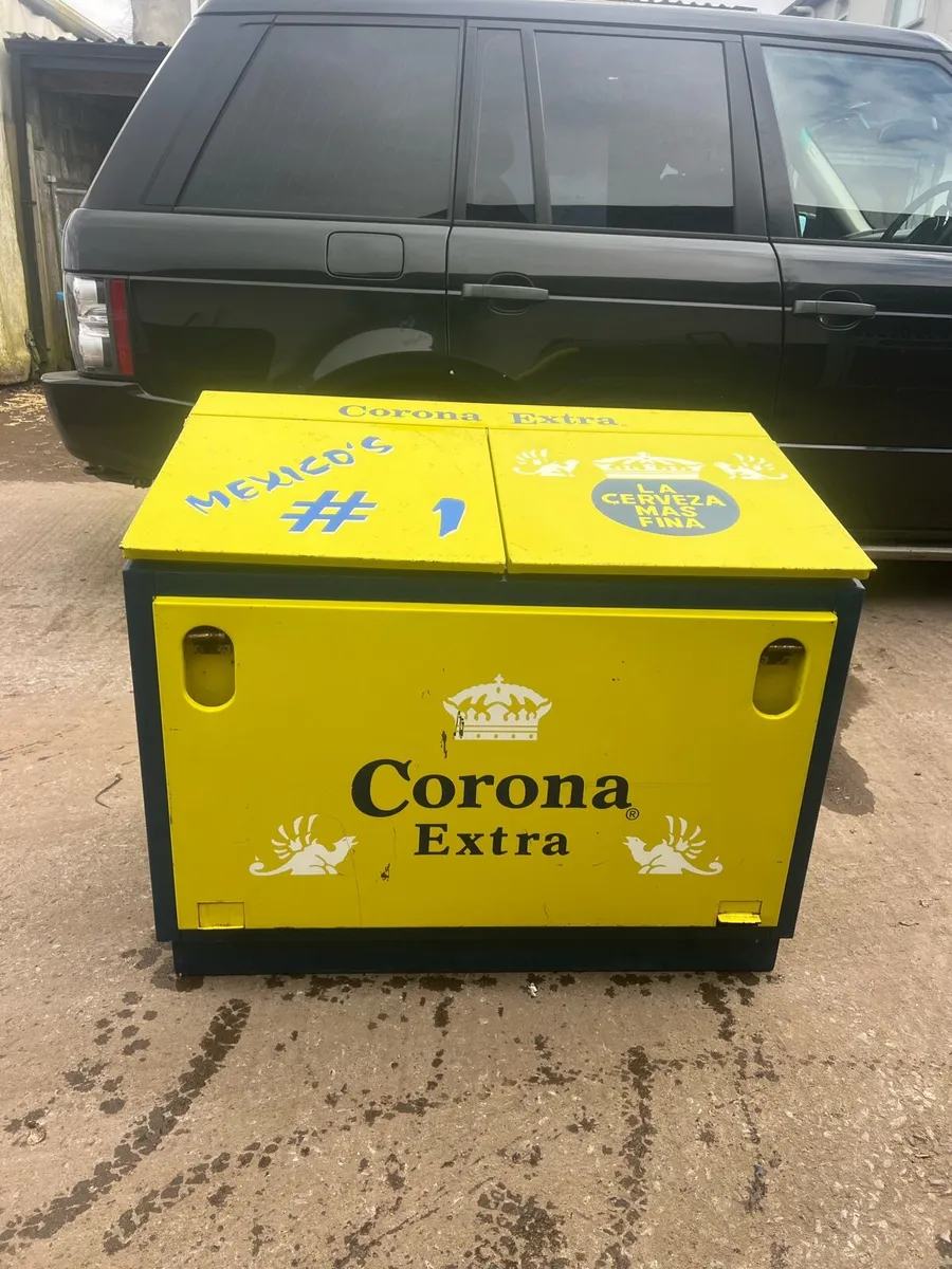 Corona icebox/cooler - Image 1