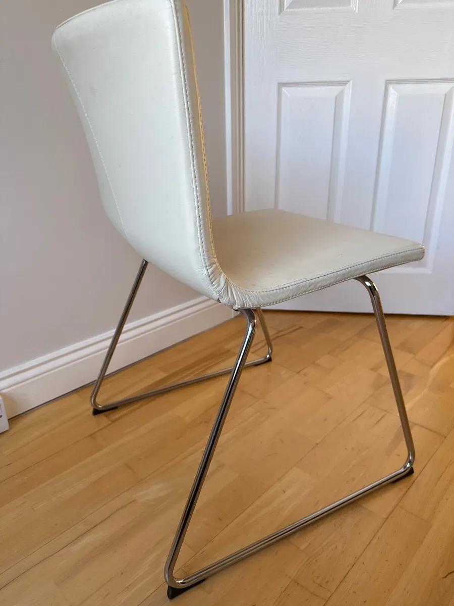 6 Leather chairs for dinner table - Image 2