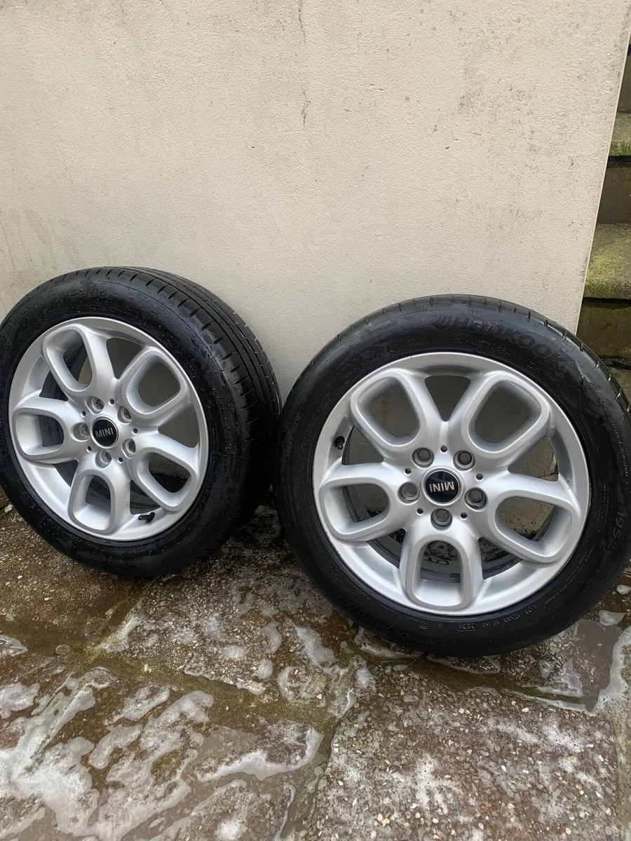 16” originall alloys with all season tyres MINI - Image 4