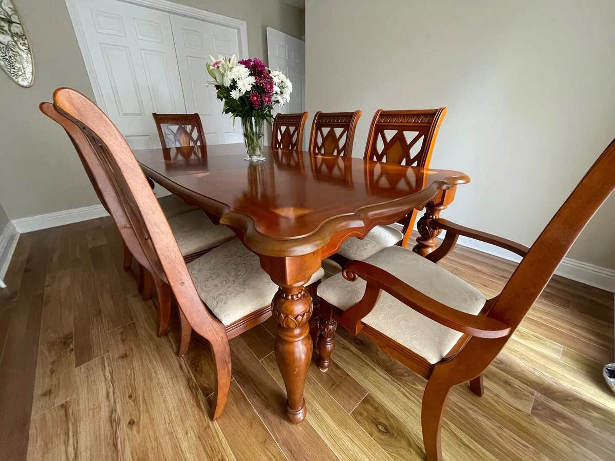 Mahogany Dining Table + 8 chairs - Image 2