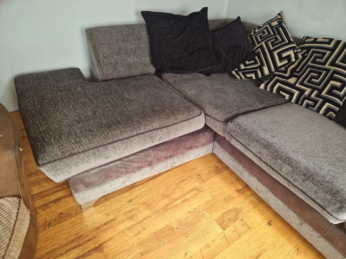 Corner sofa - Image 2