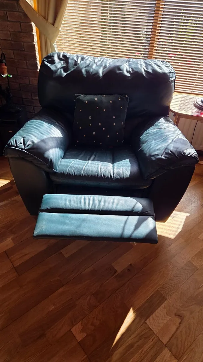 Free Recliner Sofa - Image 3