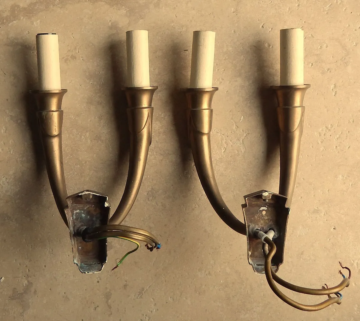 2 Vintage Brass Wall Light Sconces - Image 3