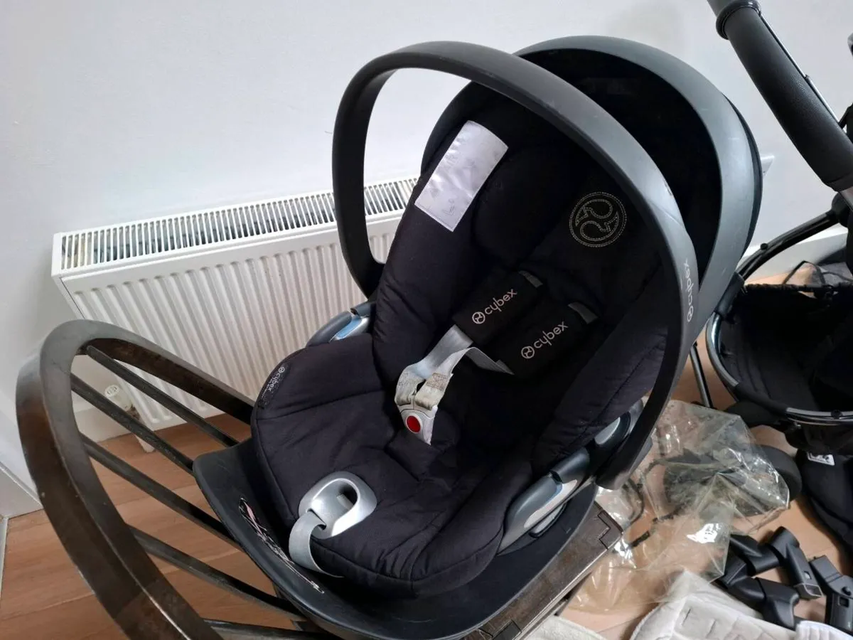 ICandy PEACH Travel System c/w Cybex seat & Z base - Image 2