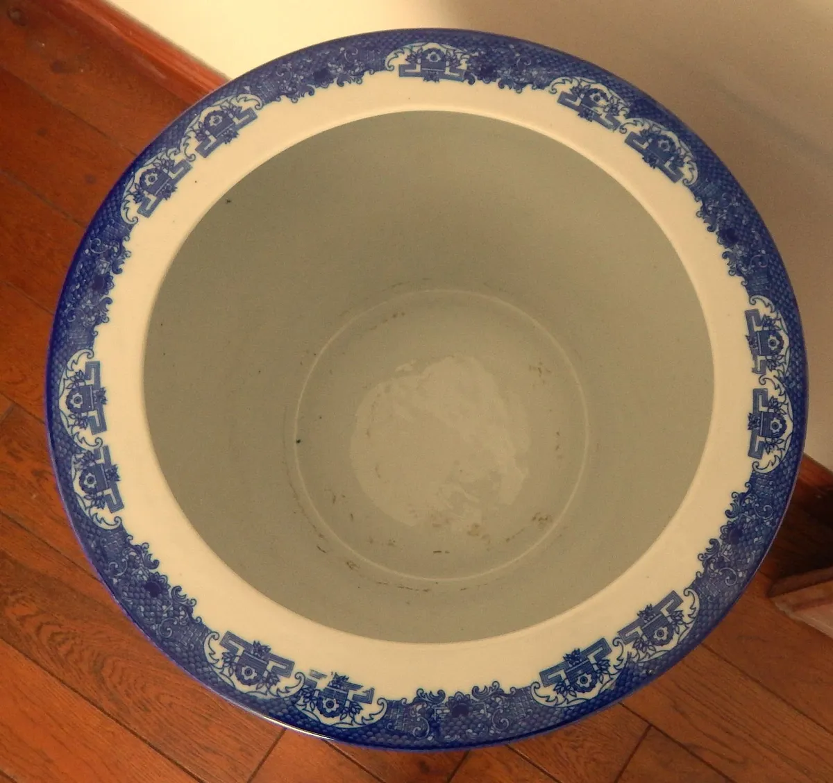 Victoria Ware Porcelain Jardiniere on Wood Stand - Image 4