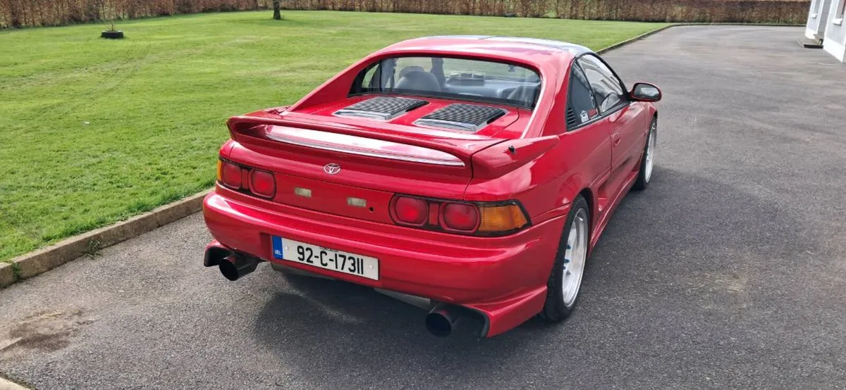 Toyota mr2 - Image 2