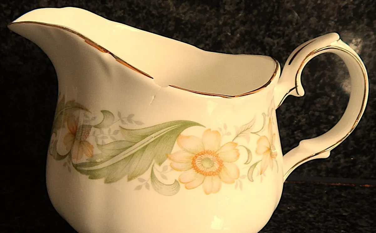 Selection of Duchess Greensleeves Tea Set Pieces - Image 4