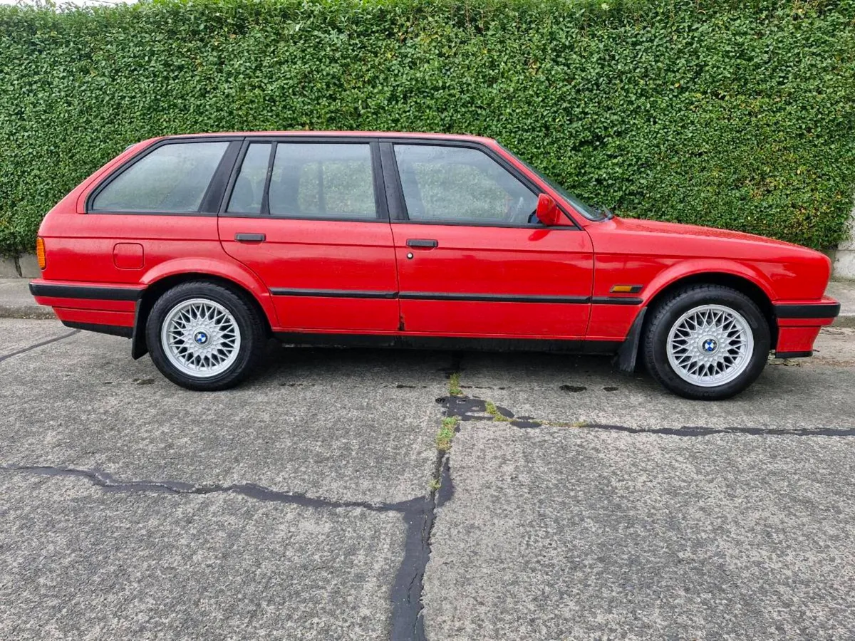 Bmw E30 Touring Full History 2 Keys Tool kit - Image 1