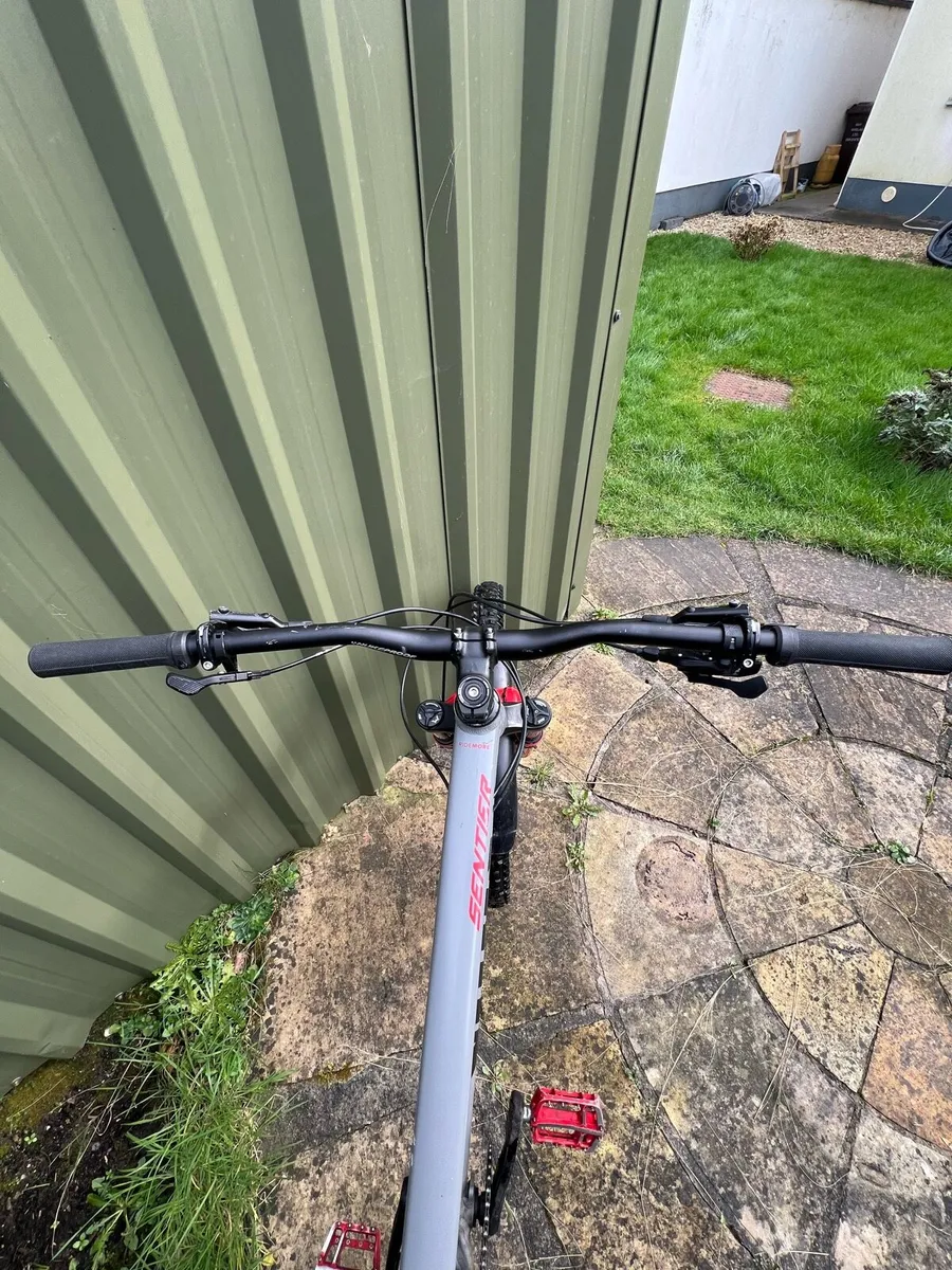 Vitus Sentier 27.5” mountain bike - Image 3