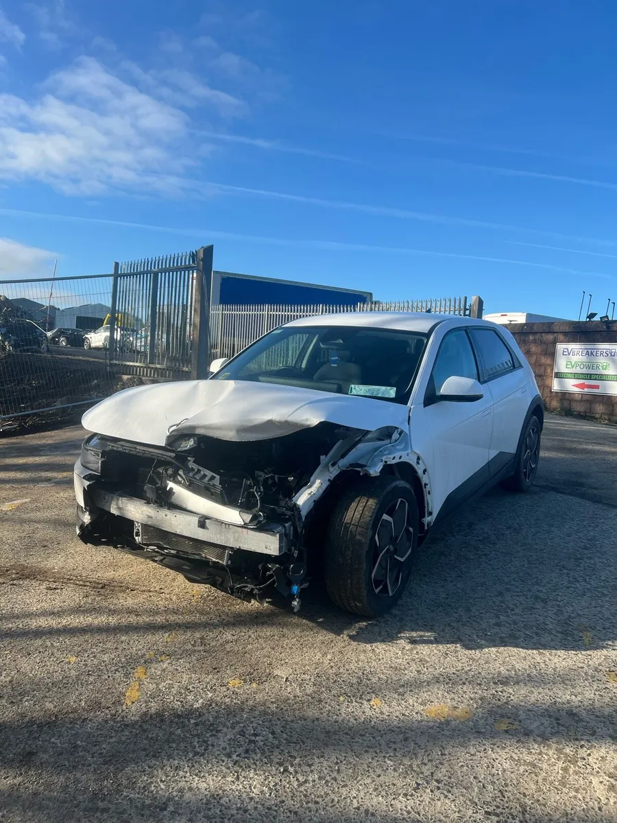 2024 Hyundai Ioniq 5 77Kwh. Damage salvage - Image 4