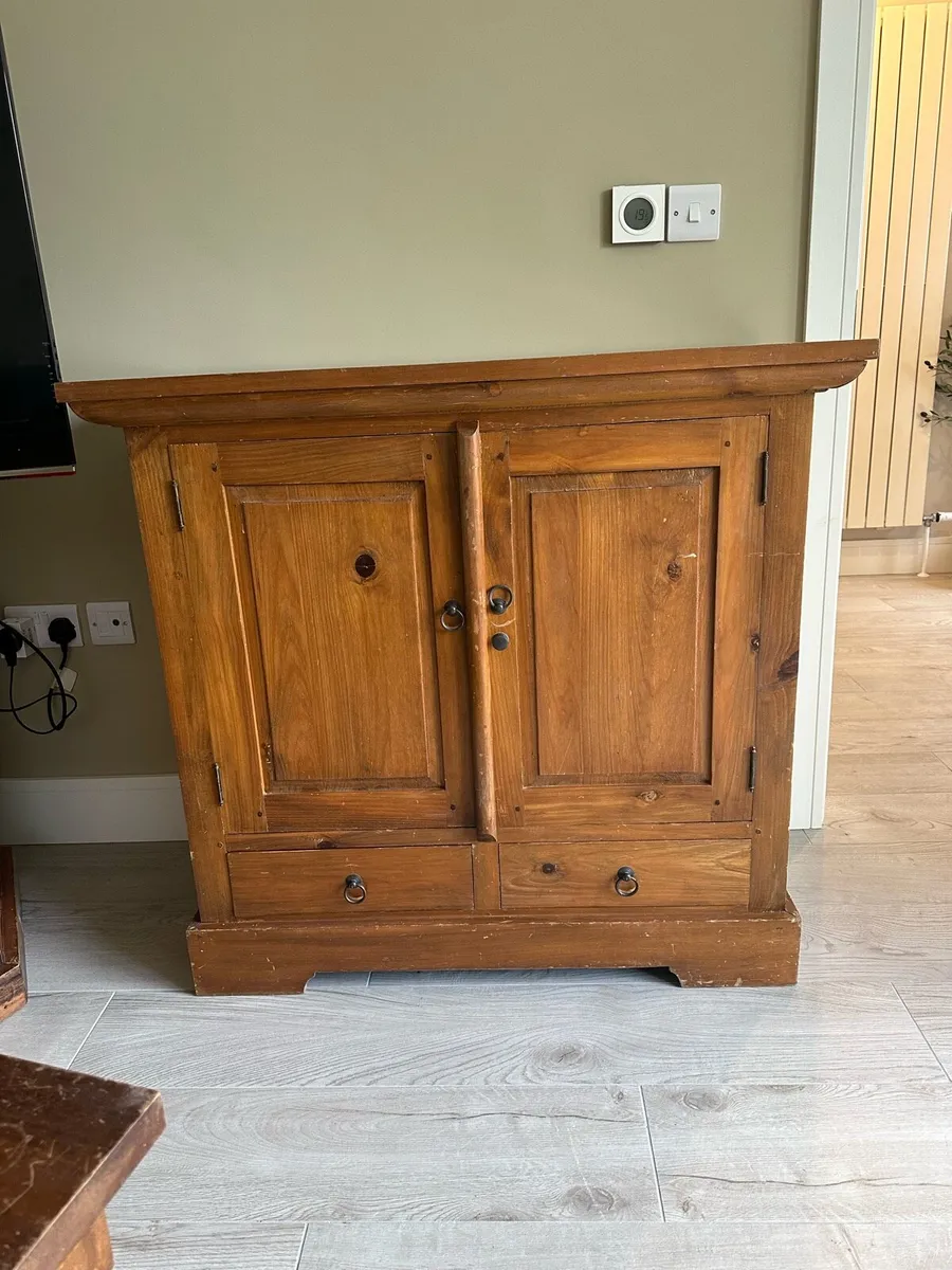 Tv stand, drinks cabinet & coffee table - Image 3