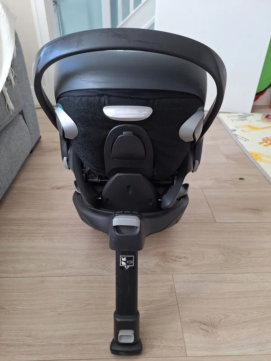 Child Seat - Image 3