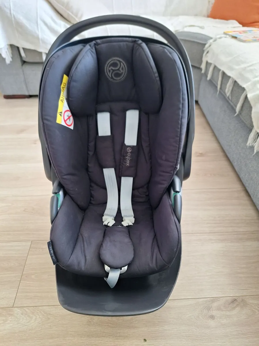 Child Seat - Image 2