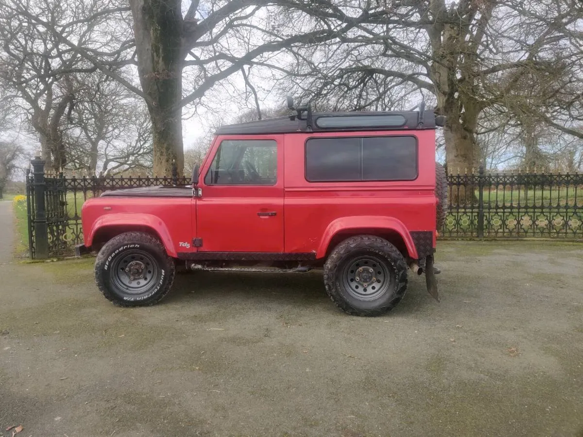 Landrover Defender 90 - Image 2