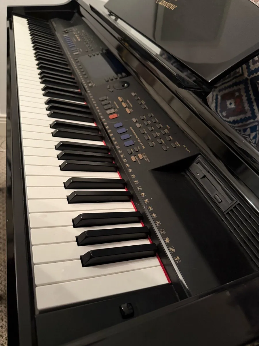 Yamaha cvp-109 Digital Piano - Image 4