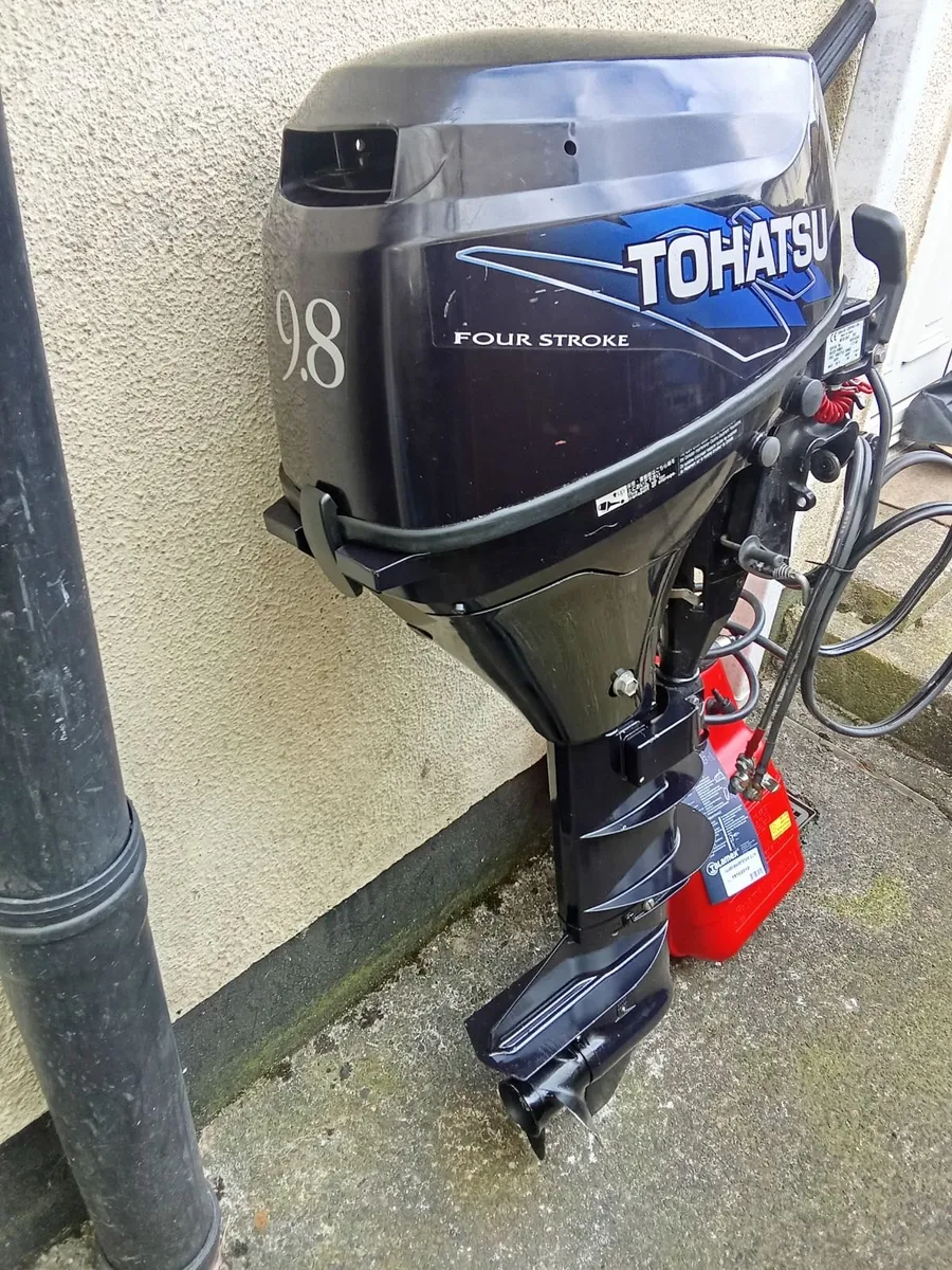 4-stroke outboard TOHATSU-9,8 hp - Image 1