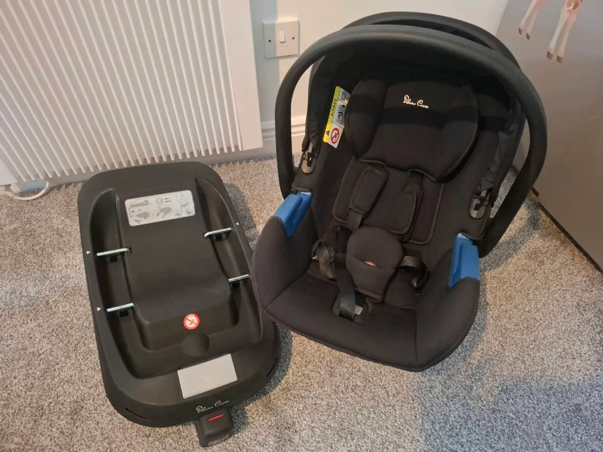 Silver Cross Travel System Pram and Buggy - Image 2