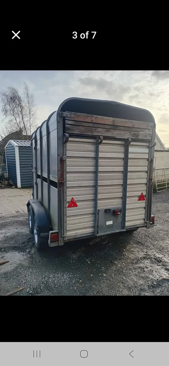 Cow trailer For Sale - Image 1
