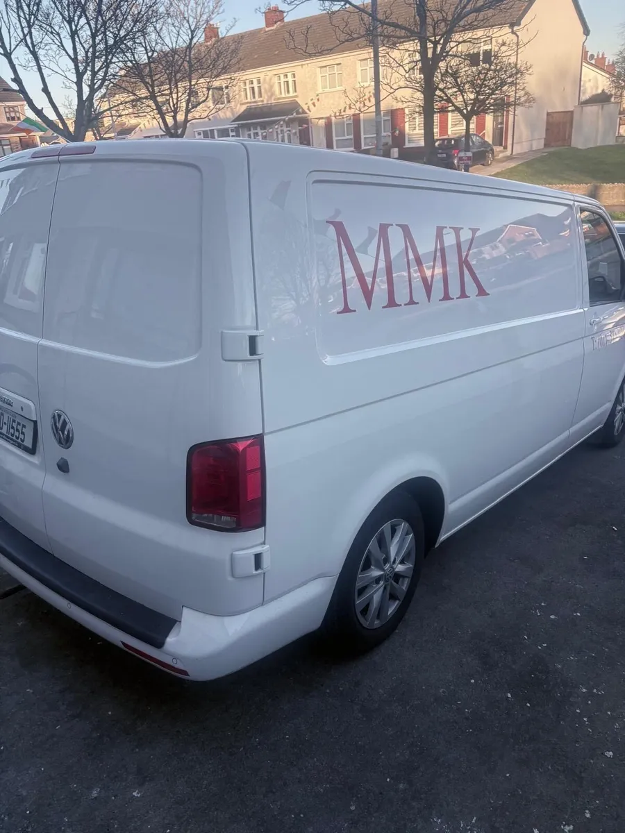 Volkswagon Transporter - Image 4