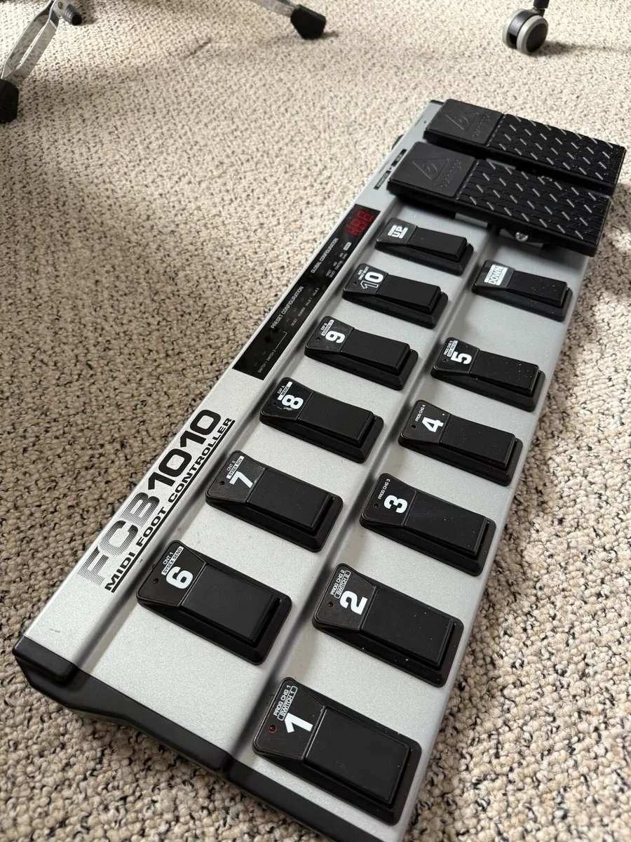 Behringer fcb1010 midi footswitch - Image 1