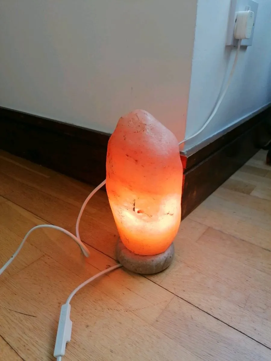 Himalayan Salt Lamp - Image 2