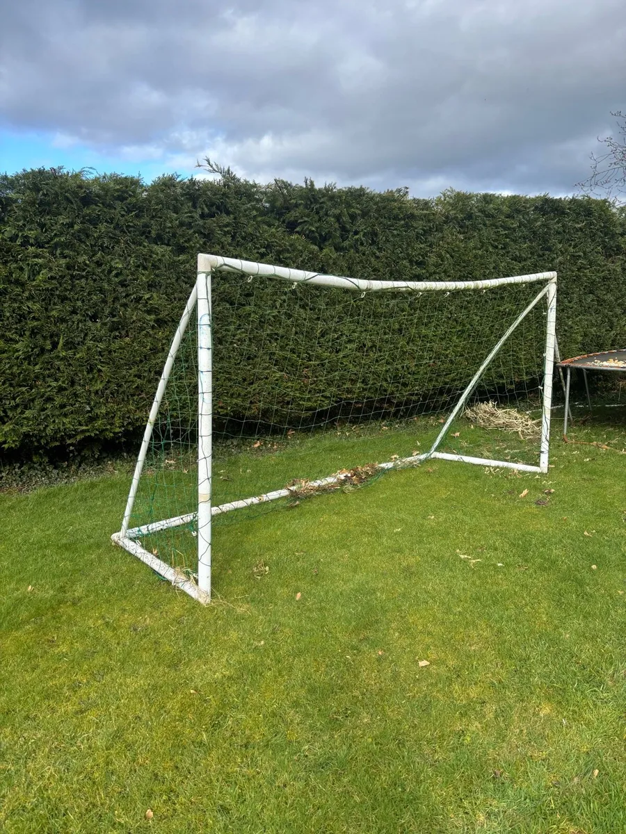 Goalposts and swingset and trampoline - Image 3