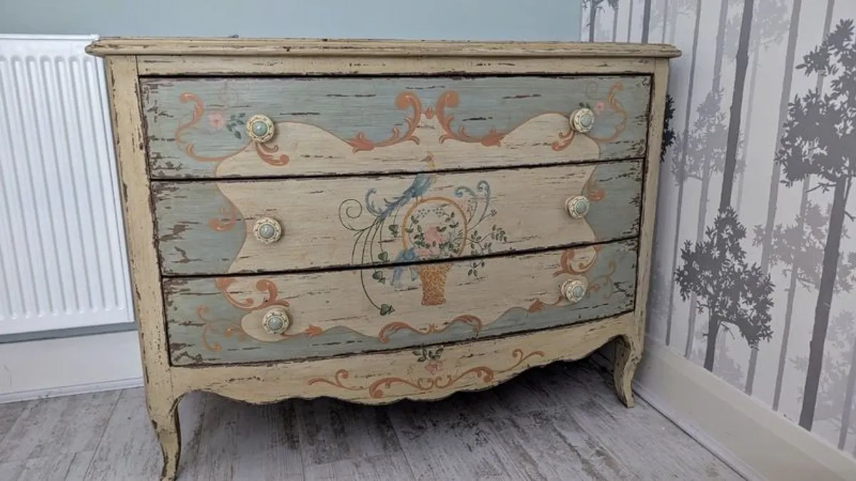 Chest of Drawers - Image 1