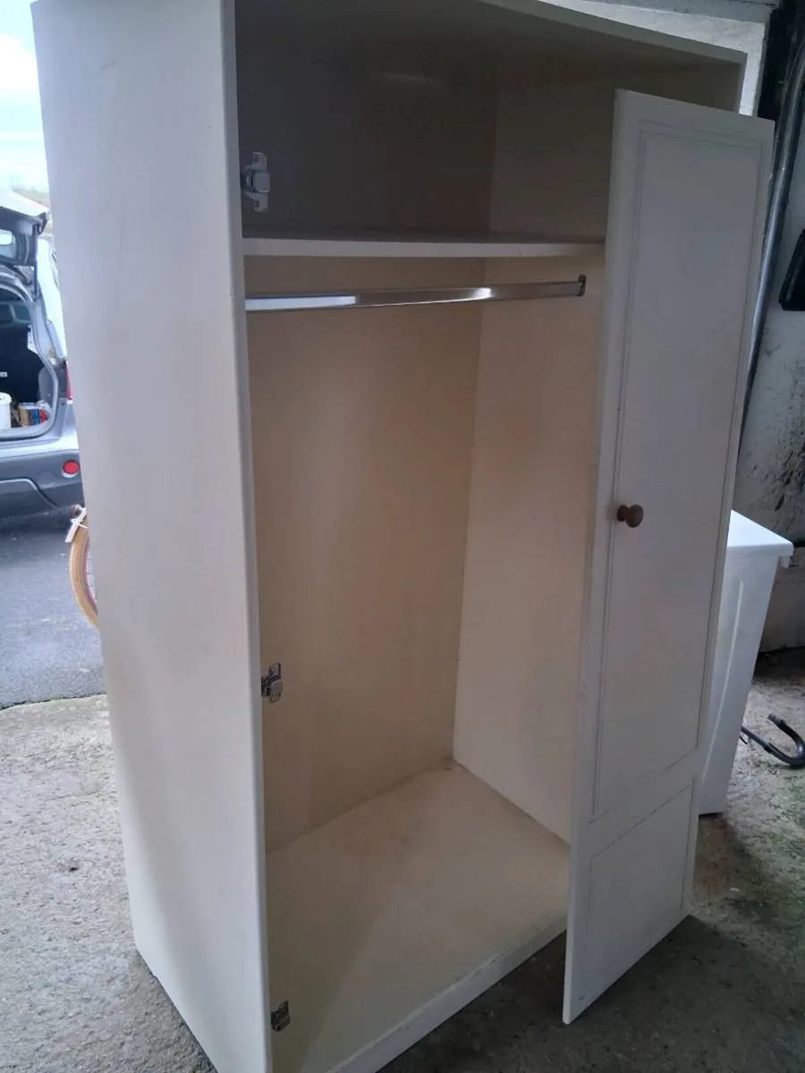 Wardrobe - Image 2