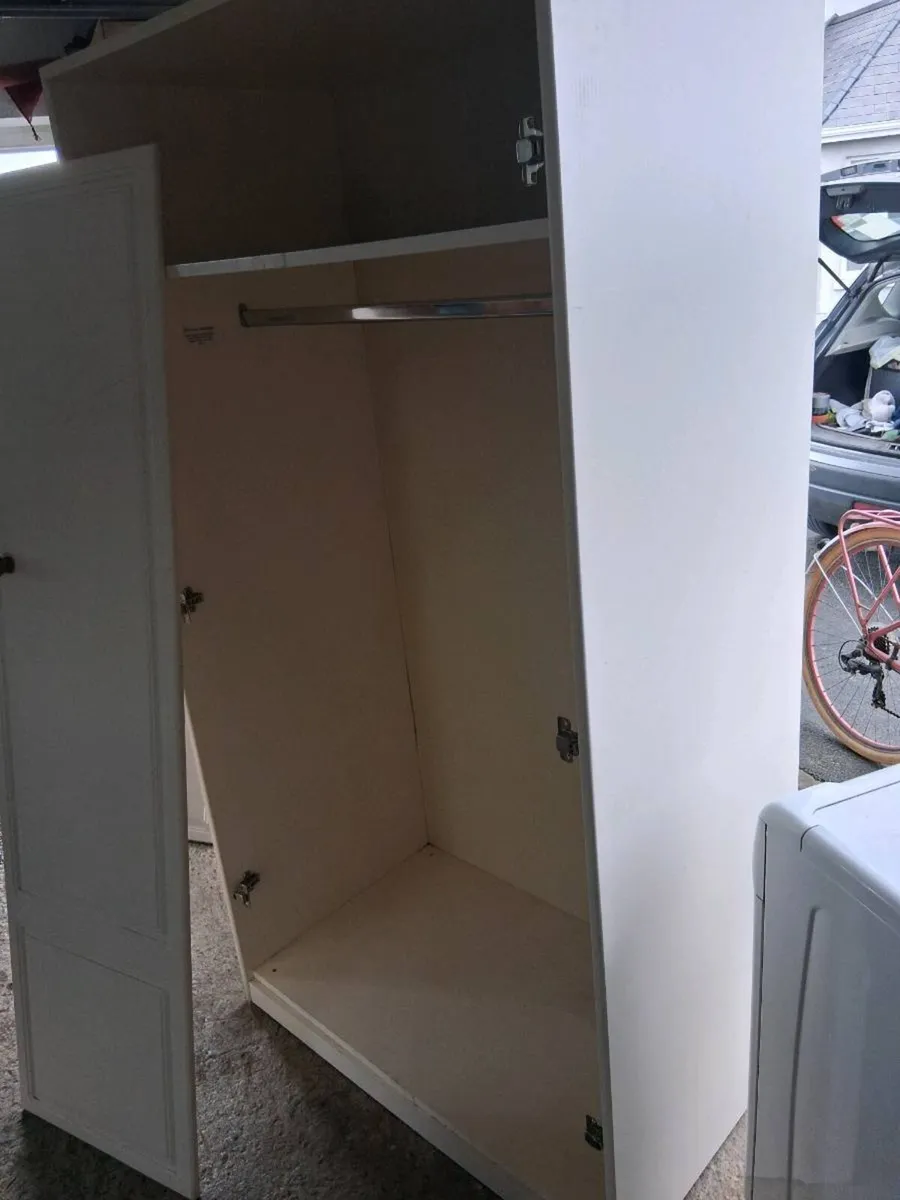 Wardrobe - Image 3