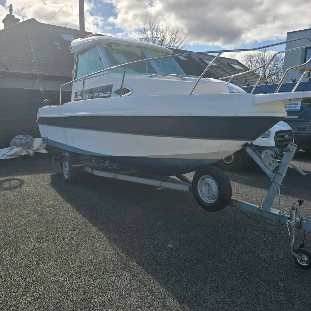 Fishing boat. - Image 1