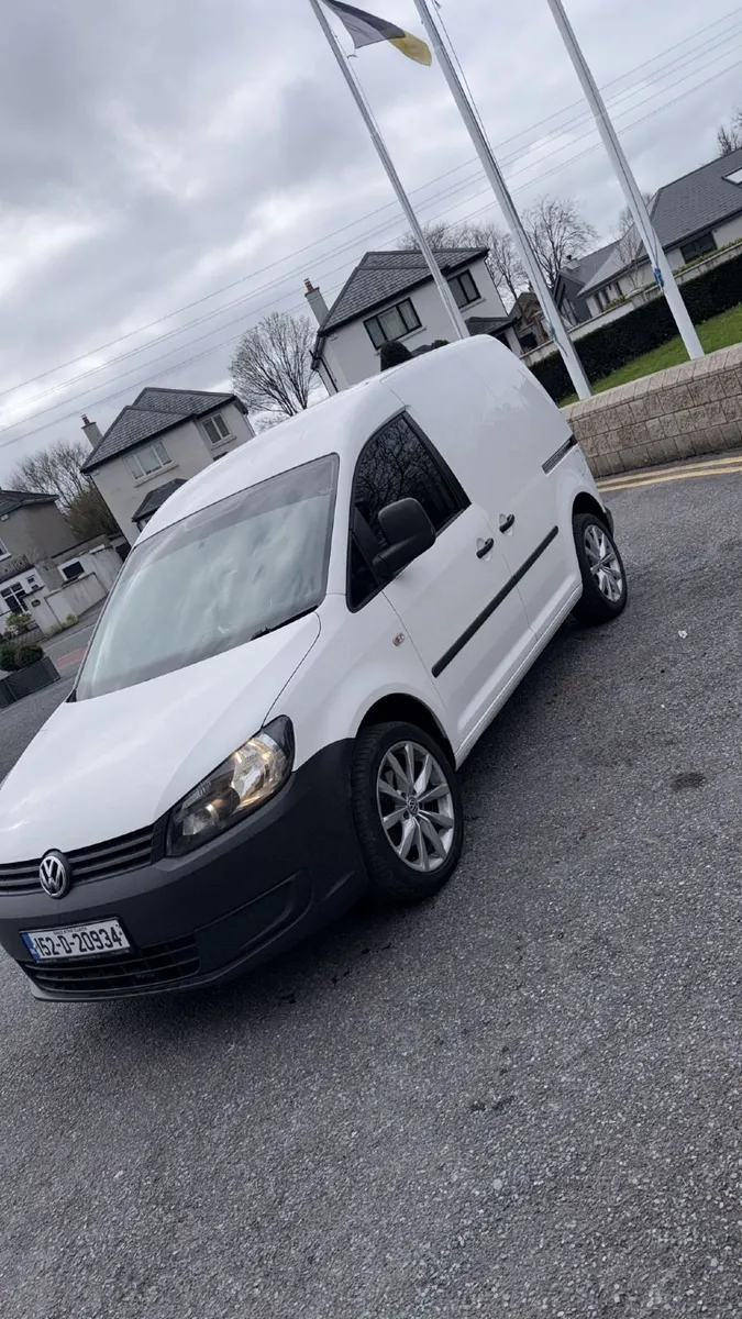 Volkswagen Caddy 2015 - Image 2