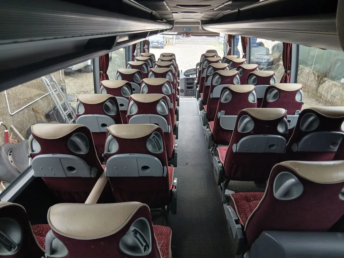 2013 Mercedes Tourino - Image 3