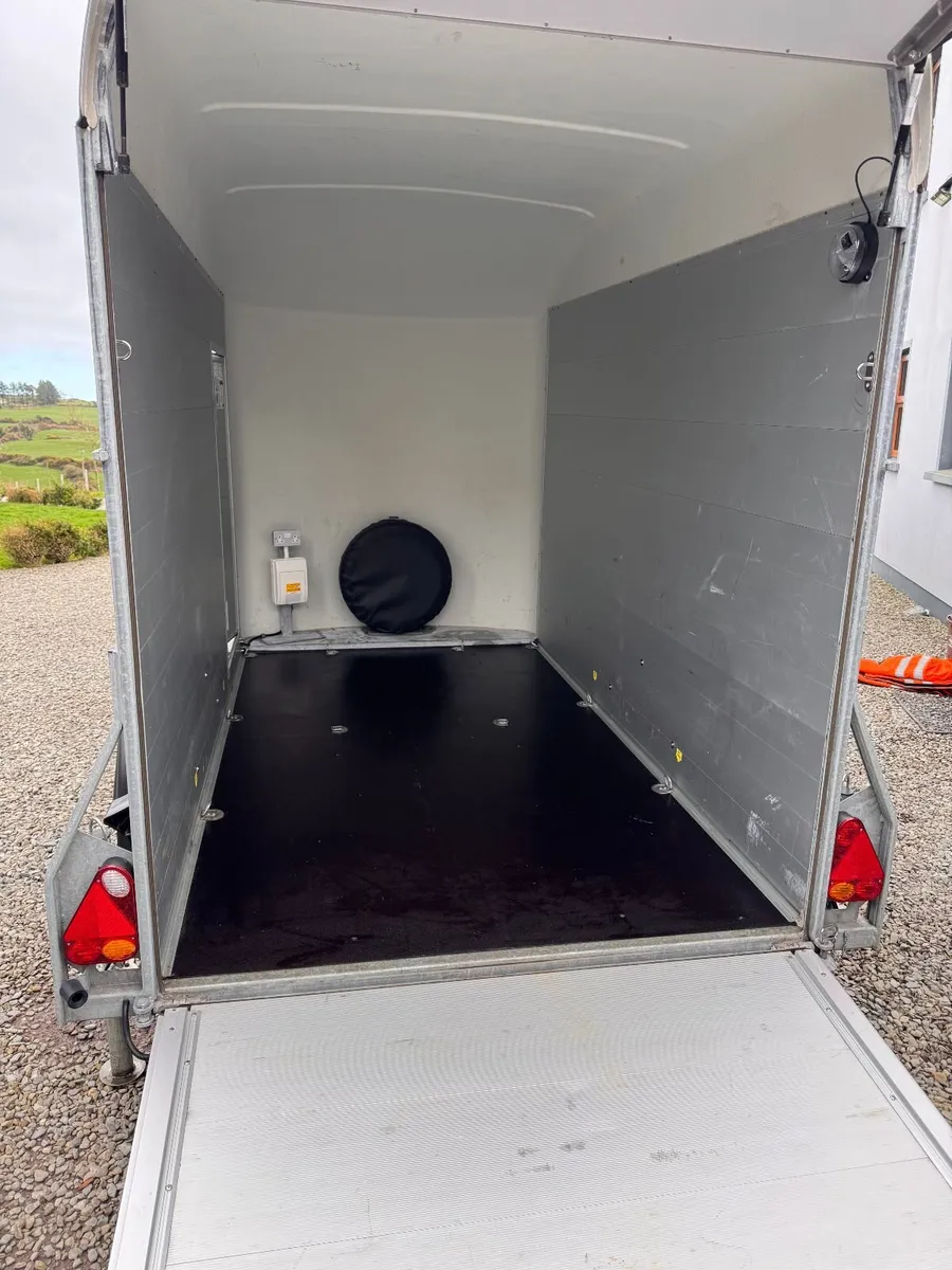 Debon C300 Box Trailer - Image 2