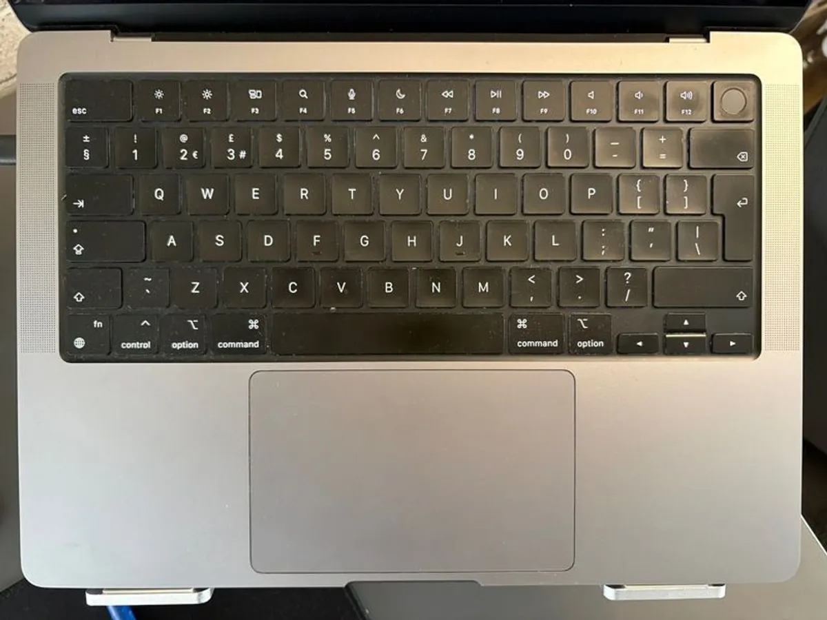 Apple MacBook Pro 14" - M1 Pro - 2021 - Image 3