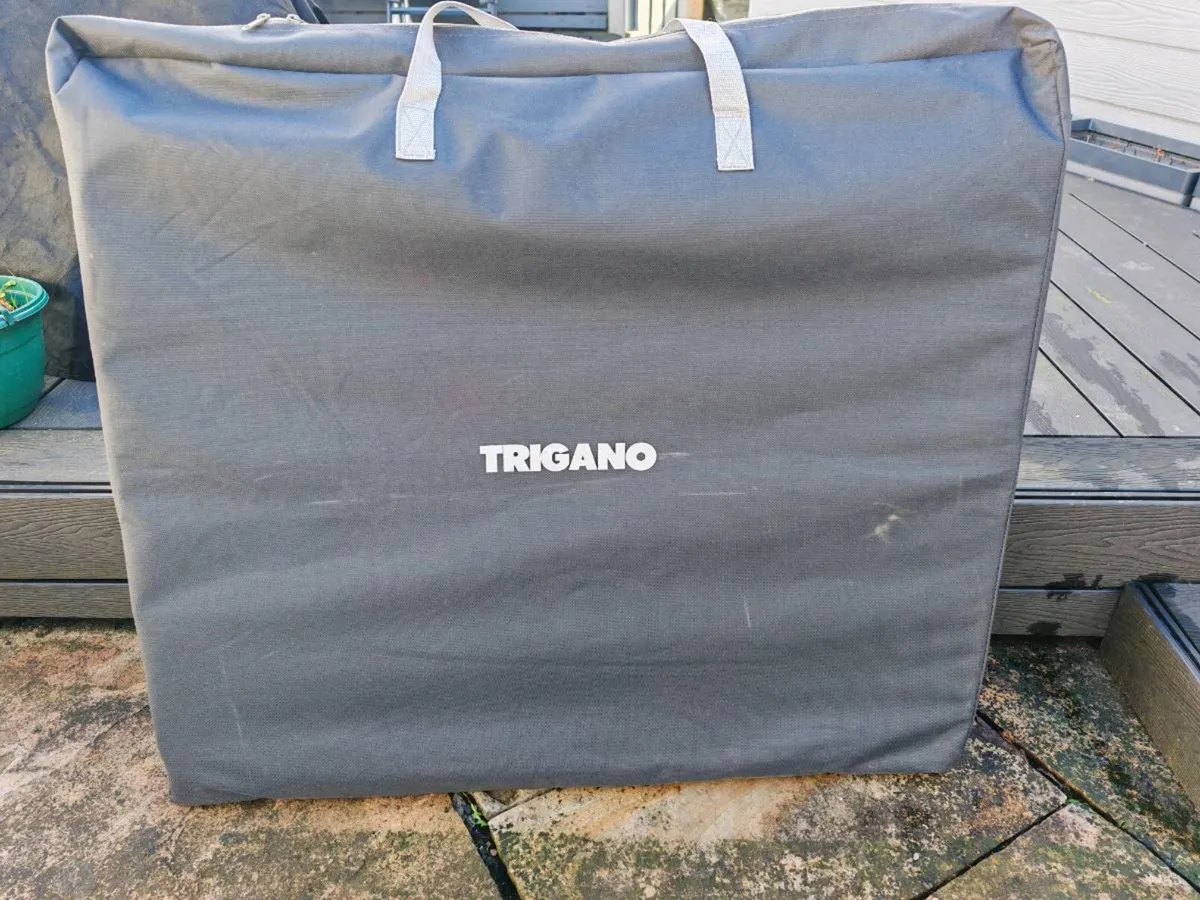 Camping wardrobe - Image 4