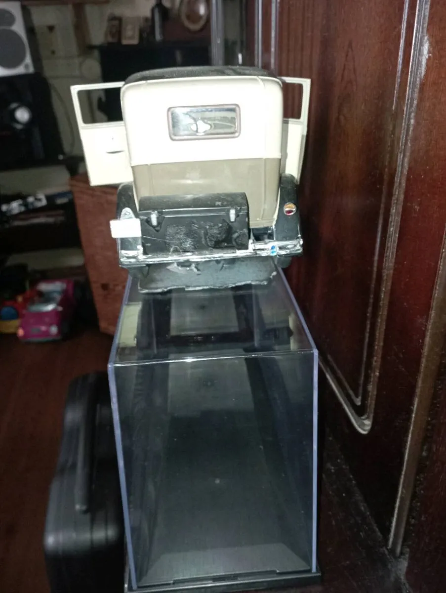 RARE FIND VINTAGE 1931 FORD MODLE A TURBO SEDAN. - Image 4