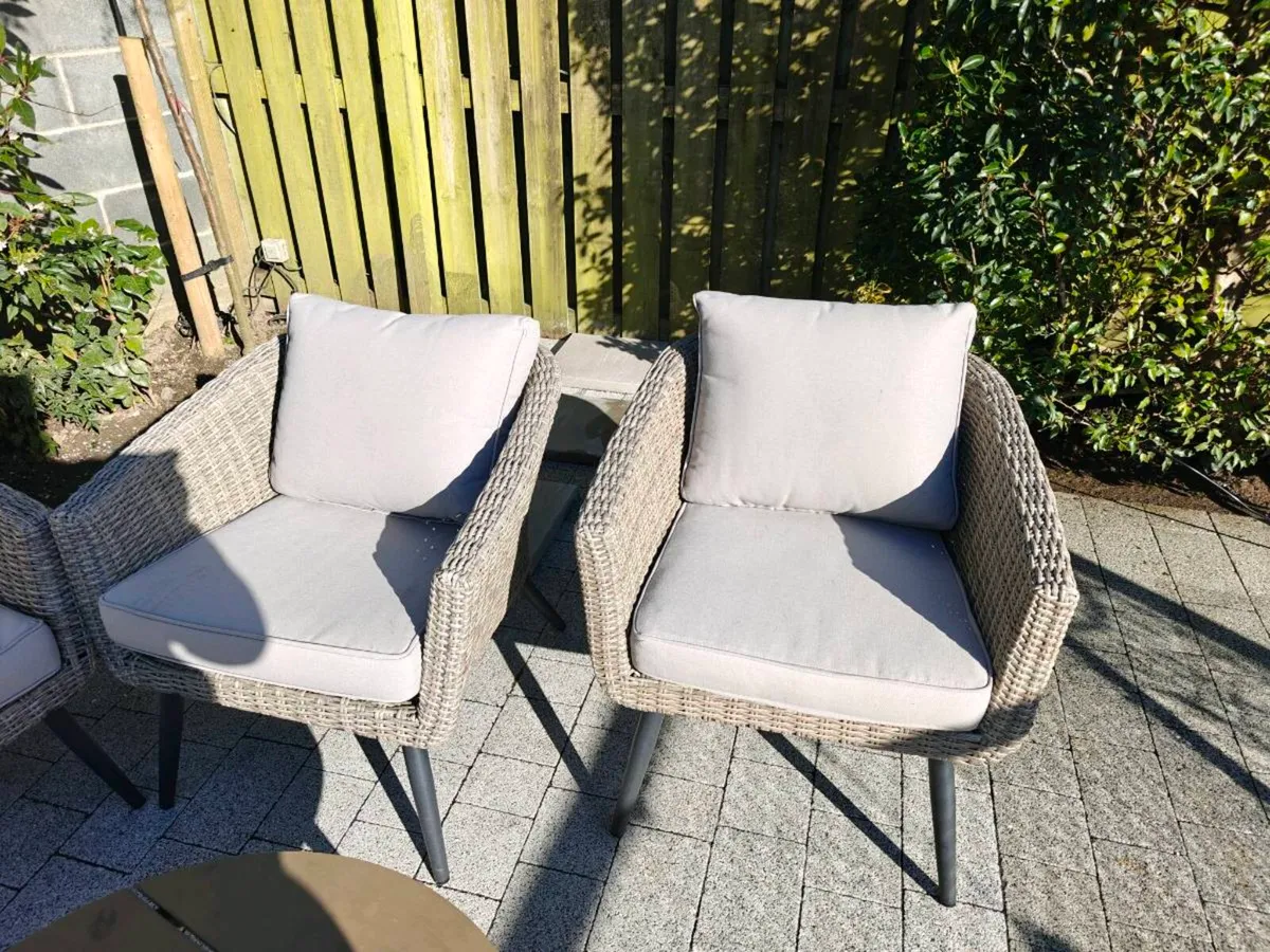 Garden Furniture - Image 3