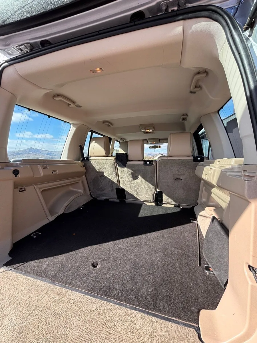 Land Rover Discovery TDV6 N1 commercial 5 seater - Image 4