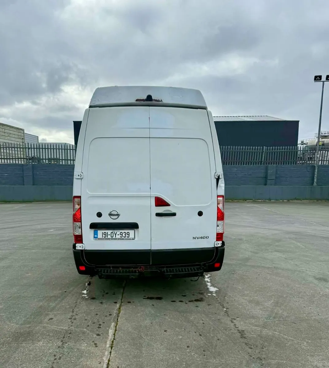 2019 Nissan NV400 Tax and Doe - Image 4