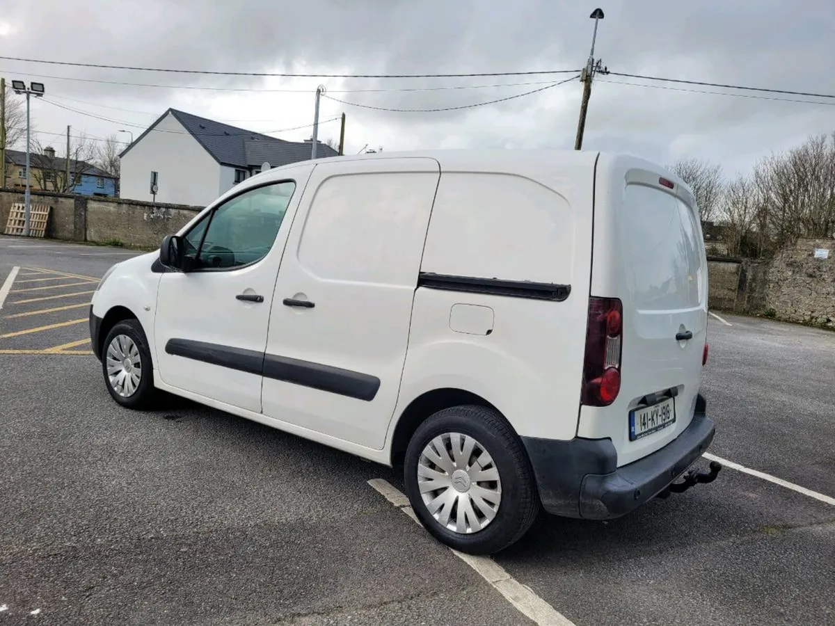 CLEAN 2014 CITROËN BERLINGO 3 SEATER NEW CVRT. - Image 4