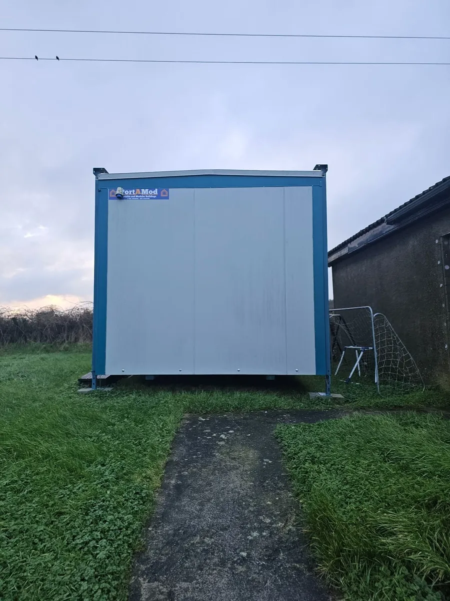 Portable cabin - Image 1