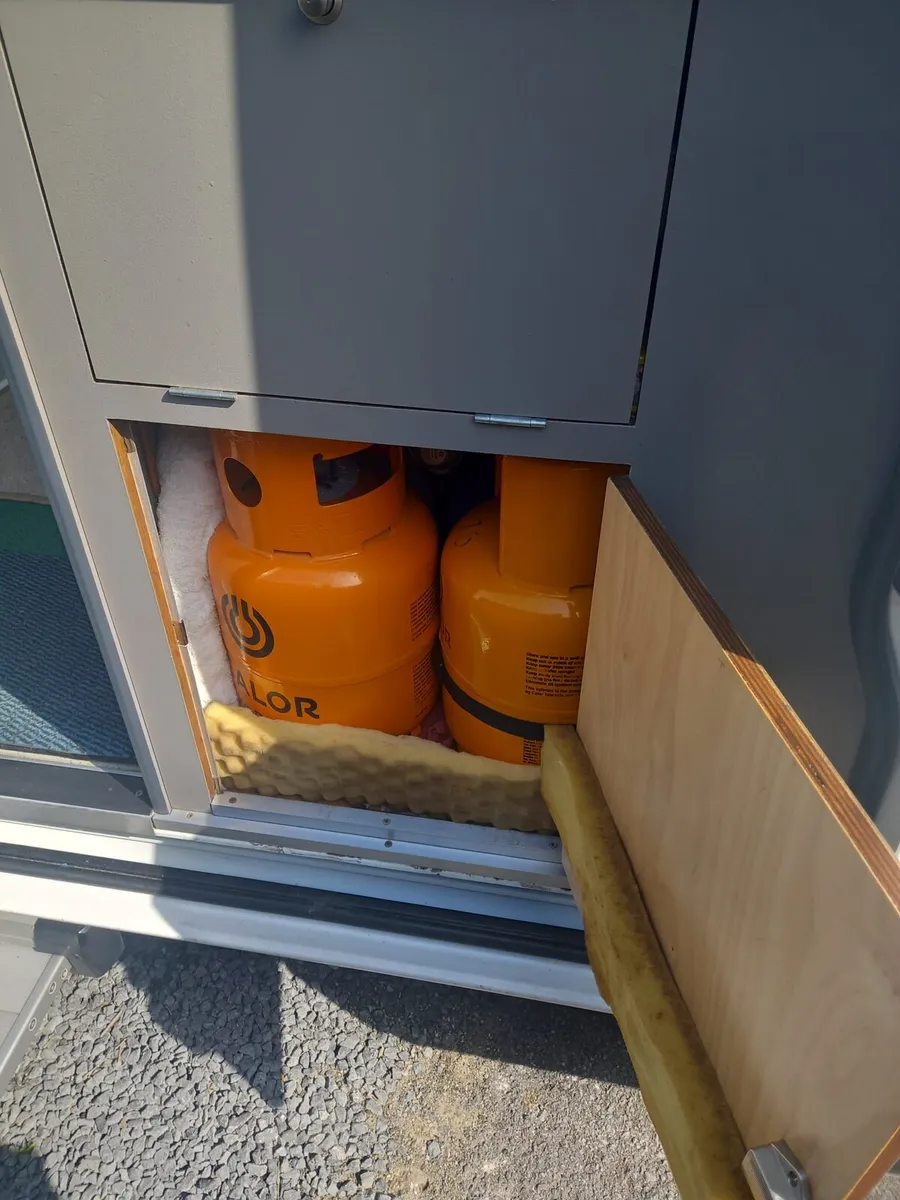 161 Peugeot Boxer Campervan - Image 2