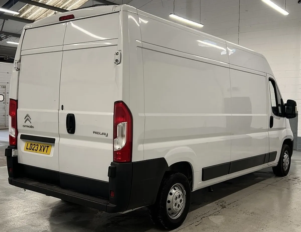 2023 Citroen Relay High Roof Panel Van - Image 2