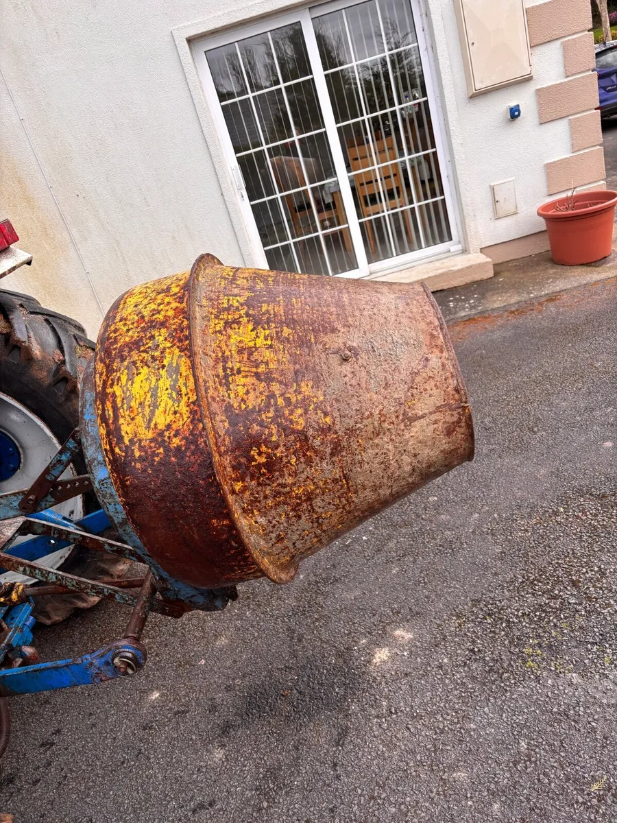 Cement mixer - Image 4