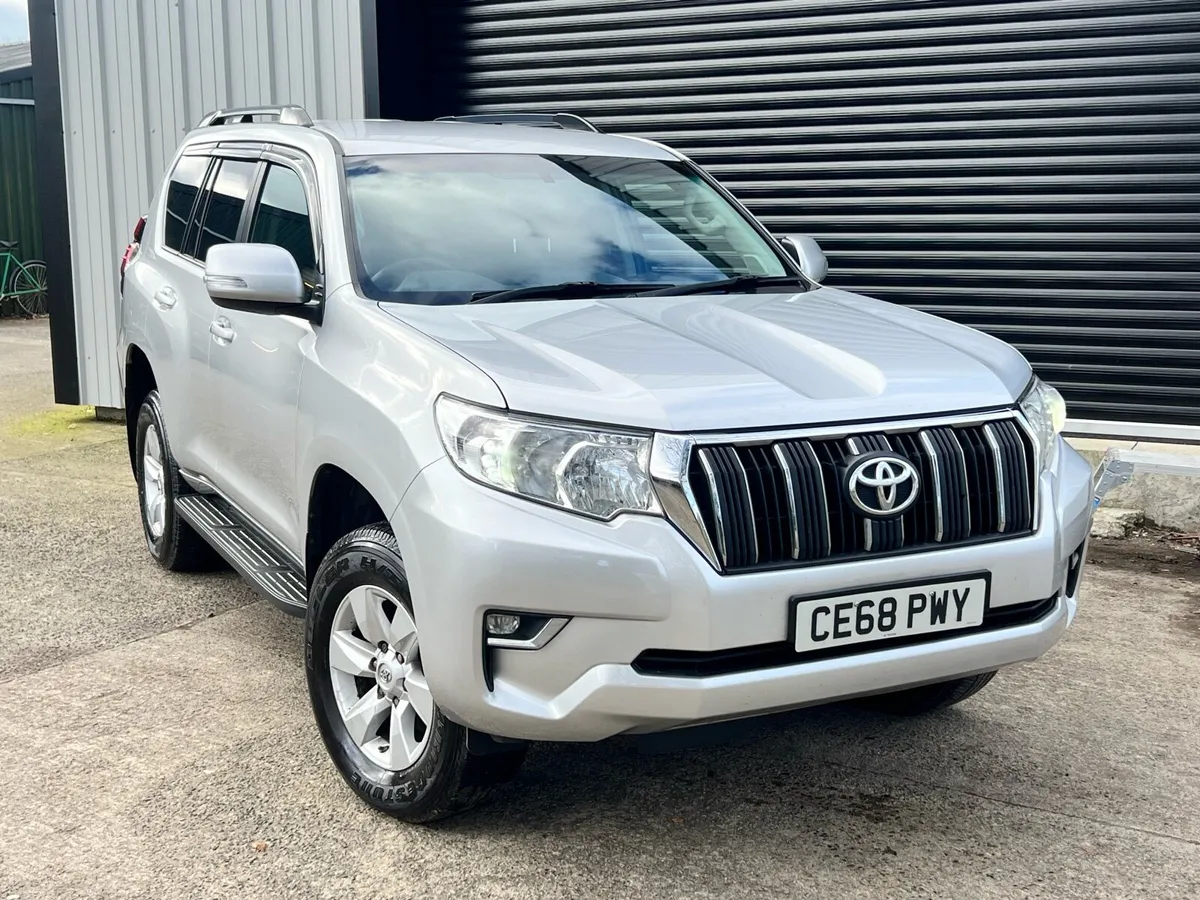 2018 Landcruiser D-4D 5 Seat Active AUTO - Image 3