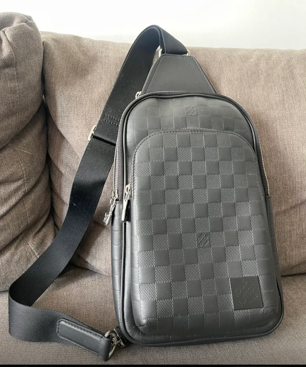 Louis Vuitton cross body bag - Image 4